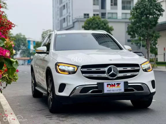 Mercedes-Benz GLC 200 4Matic 2021 - Màu Trắng, Xuất hóa đơn đủ