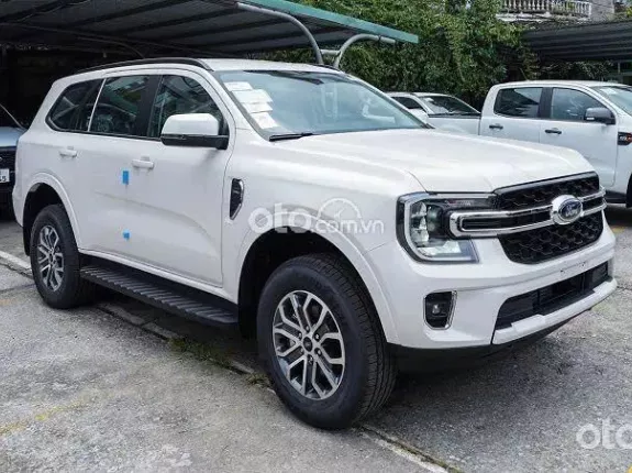 Ford Everest Ambiente 2.0 AT 4x2 2025 - ƯU ĐÃI GIÁ TỐT_PHỤ KIỆN CHÍNH HÃNG