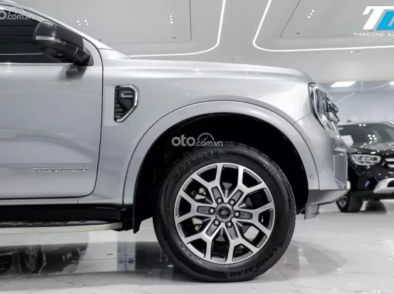 Ford Everest Titanium 2.0 AT 4x2 2022 - FORD EVEREST TITANIUM PLUS 4X4 2022