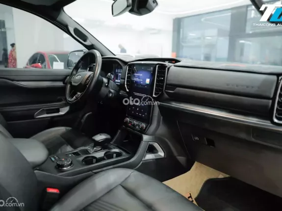 Ford Everest Titanium 2.0 AT 4x2 2022 - FORD EVEREST TITANIUM PLUS 4X4 2022