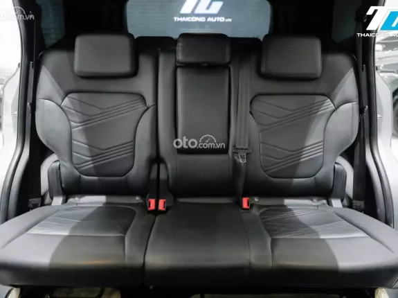 Ford Everest Titanium 2.0 AT 4x2 2022 - FORD EVEREST TITANIUM PLUS 4X4 2022