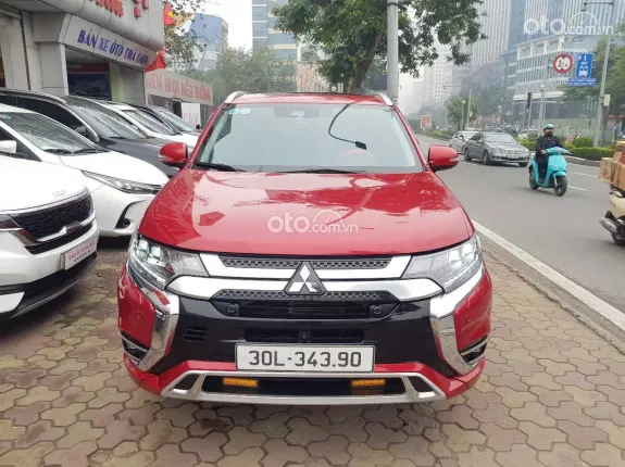 Mitsubishi Outlander 2.0 CVT Premium 2023 - MITSUBISHI OUTLANDER 2.0 AT sản xuất 2023 đăng ký và lăn bánh 2024