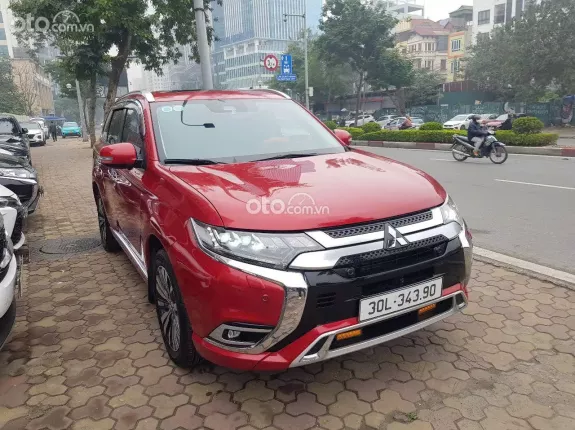 Mitsubishi Outlander 2.0 CVT Premium 2023 - MITSUBISHI OUTLANDER 2.0 AT sản xuất 2023 đăng ký và lăn bánh 2024