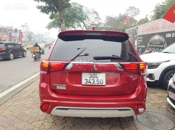 Mitsubishi Outlander 2.0 CVT Premium 2023 - MITSUBISHI OUTLANDER 2.0 AT sản xuất 2023 đăng ký và lăn bánh 2024