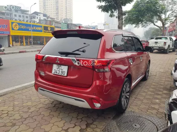 Mitsubishi Outlander 2.0 CVT Premium 2023 - MITSUBISHI OUTLANDER 2.0 AT sản xuất 2023 đăng ký và lăn bánh 2024
