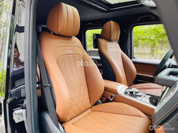 Mercedes-Benz AMG G63 4Matic 2025 - SẴN XE TÙY MÀU - GIẢM TRỰC TIẾP 1 TỶ 780 TRIỆU - GÓI QUÀ TẶNG CAO CẤP MERCEDES 500 TRIỆU