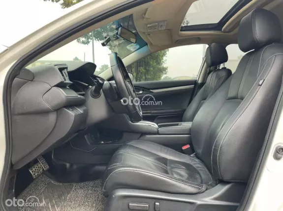 Honda Civic 1.5 Turbo RS 2017 - Bao rút hồ sơ gốc. Hỗ trợ sang tên