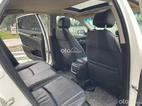 Honda Civic 1.5 Turbo RS 2017 - Bao rút hồ sơ gốc. Hỗ trợ sang tên