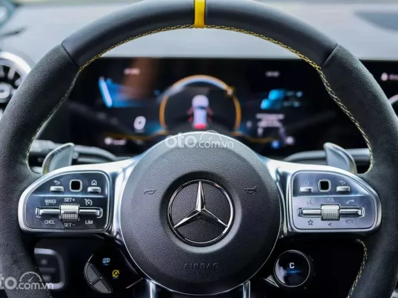 Mercedes-Benz GLA 45S 4Matic+ 2024 - MÀU ĐEN BAO NGẦU THỂ THAO