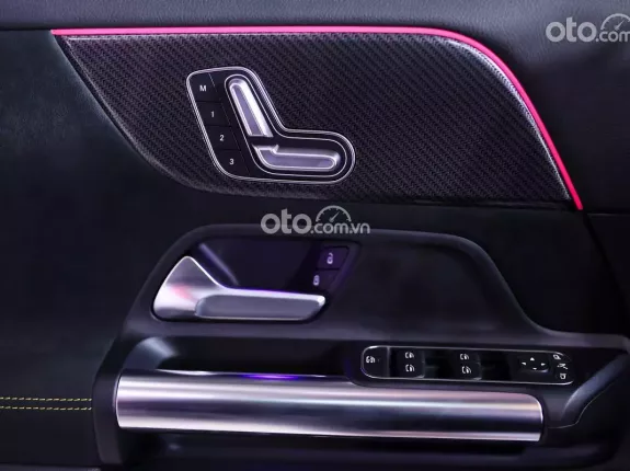 Mercedes-Benz GLA 45S 4Matic+ 2024 - MÀU ĐEN BAO NGẦU THỂ THAO