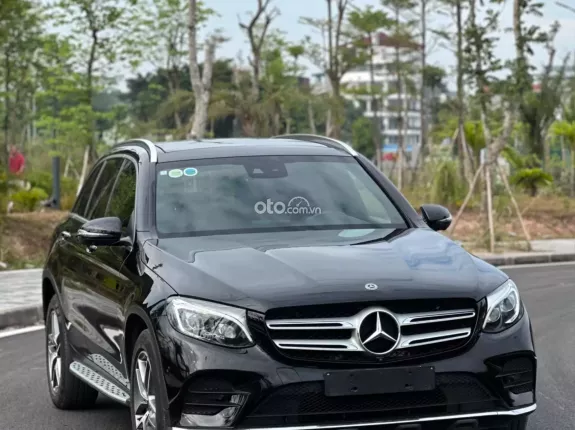 Mercedes-Benz GLC 300 4Matic 2017 - Một chủ từ đầu