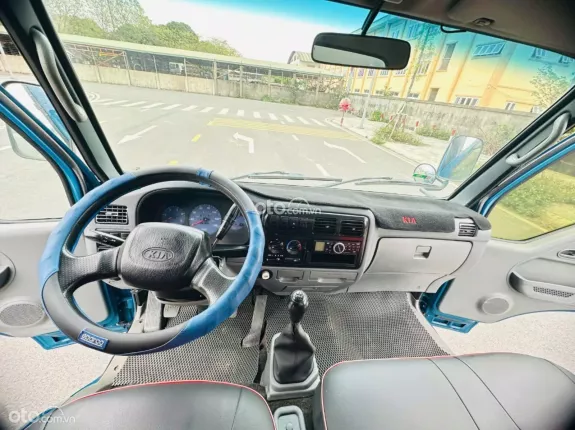 Kia K140 2016 - Bán KIA K165 đời áp chót 2016 thùng kín. Máy cơ