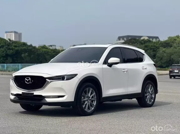 Mazda CX-5 2.0L Premium 2022 - Trắng/đen