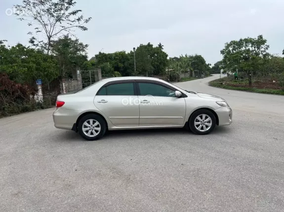 Toyota Corolla Altis 1.8 G 2010 - Số tự động phom mới, biển 30 Xe đẹp khủng, máy zin từ cò. Số má keo chỉ zin hết