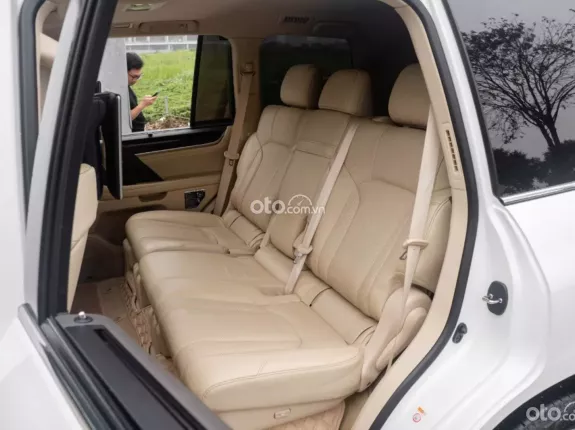 Lexus LX 570 Super Sport 2016 - Chạy 72.000km siêu mới