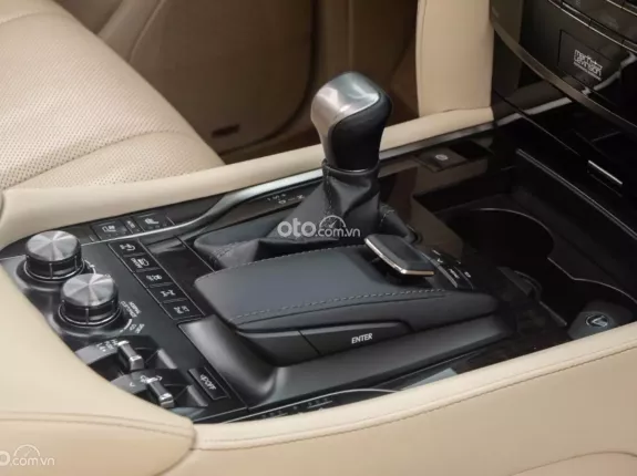 Lexus LX 570 Super Sport 2016 - Chạy 72.000km siêu mới