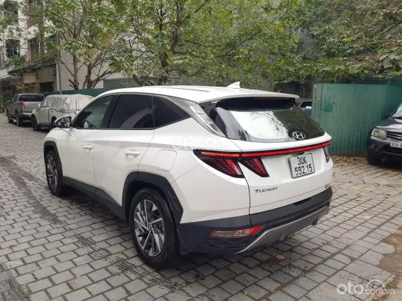 Hyundai Tucson 2.0 Đặc biệt 2023 - Hyundai Tucson 2.0AT sx 2022 xe tư nhân một chủ từ đầu đi ít