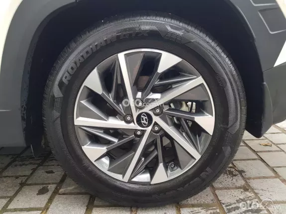 Hyundai Tucson 2.0 Đặc biệt 2023 - Hyundai Tucson 2.0AT sx 2022 xe tư nhân một chủ từ đầu đi ít