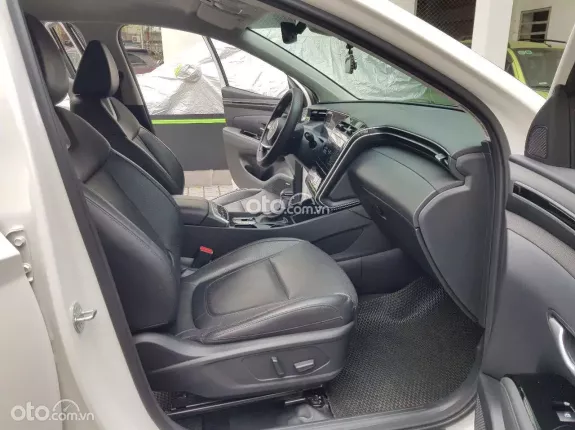 Hyundai Tucson 2.0 Đặc biệt 2023 - Hyundai Tucson 2.0AT sx 2022 xe tư nhân một chủ từ đầu đi ít