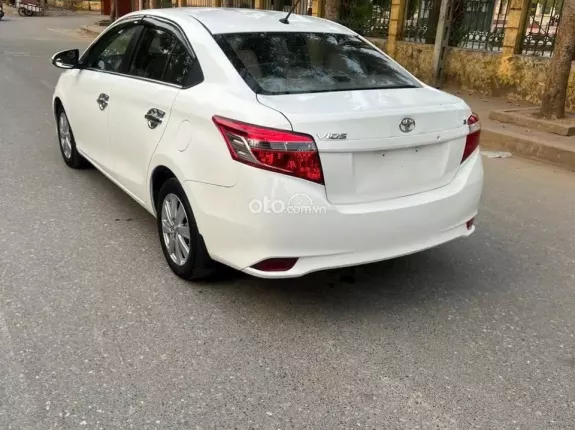 Toyota Vios 1.5E MT 2016 - Xe đại chất, zin đét. Máy số keo chỉ zin. Nội ngoại thất xuất sắc. Mọi chức năng hoạt động tốt