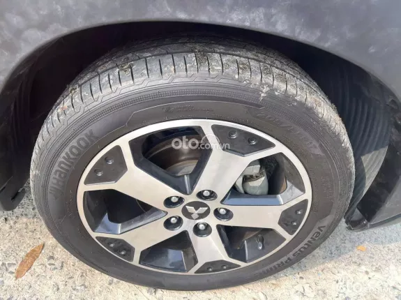 Mitsubishi Xpander Cross 1.5 AT 2021 - Xe nhập indo