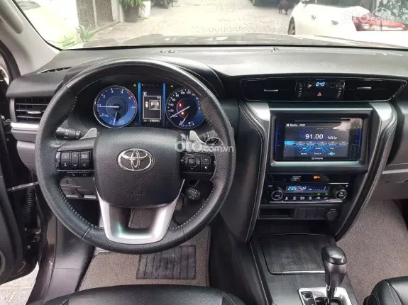 Toyota Fortuner 2.4G 4x2 AT  2020 - Toyota Fortuner 2.4AT máy dầu sx 2020. Xe tư nhân chính chủ đi 5 vạn nội ngoại thất đẹp