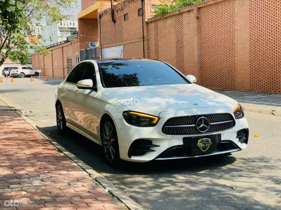 Mercedes-Benz E300 AMG 2021 - Công ty xuất hóa đơn