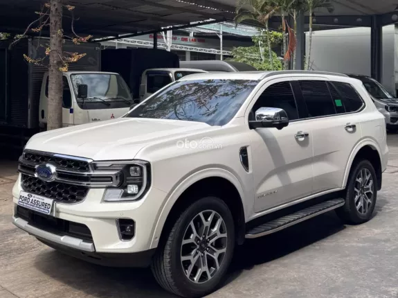 Ford Everest Titanium 2.0L AT 4WD 2022 - Xe còn như mới- Bảo Hành hãng 2025