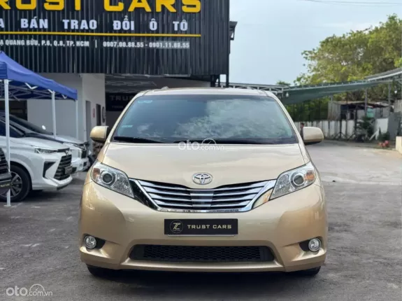 Toyota Sienna 2010 - Xe đẹp 1 chủ full bảo dưỡng hãng