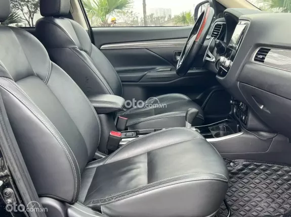 Mitsubishi Outlander 2.0 CVT Premium 2020 - Outlander 2.0 CVT Premium 2020