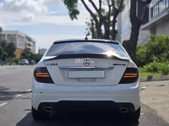 Mercedes-Benz C300 2013 - C300 Plus