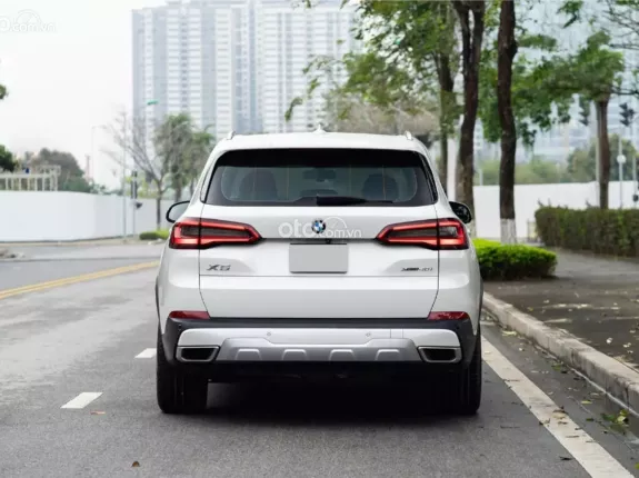 BMW X5 xDrive40i xLine 2019 - Nhập Mỹ Trắng nội thất nâu