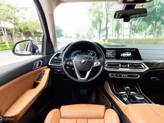 BMW X5 xDrive40i xLine 2019 - Nhập Mỹ Trắng nội thất nâu