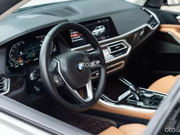 BMW X5 xDrive40i xLine 2019 - Nhập Mỹ Trắng nội thất nâu