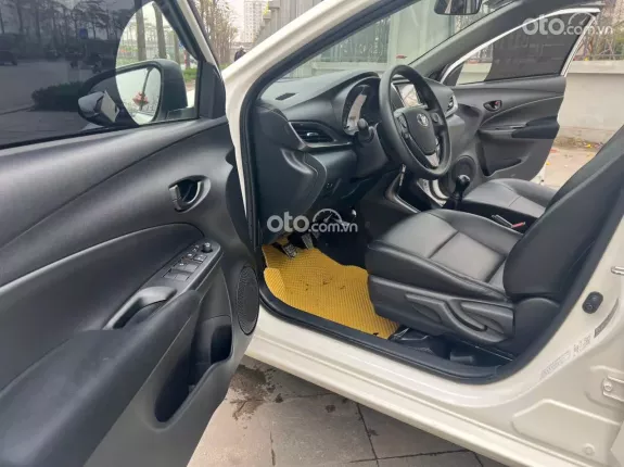 Toyota Vios 1.5E MT 2023 - Xe đẹp Form 2024, đảm bảo chất lượng, giá tốt thương lượng nhận xe sớm