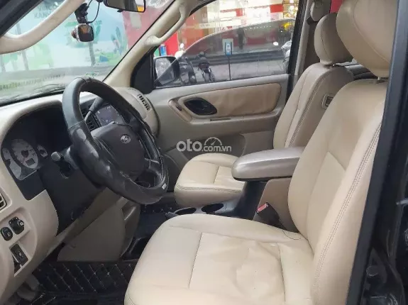 Ford Escape XLS 2.3 AT 4x2 2004 - Giá 118 triệu