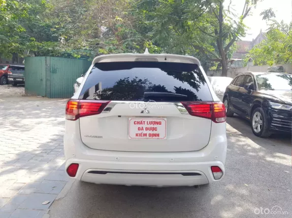 Mitsubishi Outlander 2.0 CVT 2022 - MITSUBISHI OUTLANDER 2.0AT sản xuất và đăng ký 2022