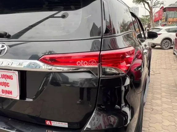 Toyota Fortuner 2.4G 4x2 AT  2020 - Toyota Fortuner 2.4AT máy dầu sx 2020. Xe tư nhân chính chủ đi ít nội ngoại thất đẹp