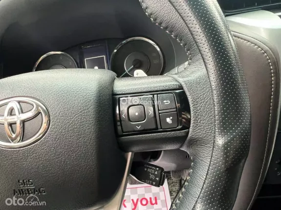 Toyota Fortuner 2.4G 4x2 AT  2020 - Toyota Fortuner 2.4AT máy dầu sx 2020. Xe tư nhân chính chủ đi ít nội ngoại thất đẹp