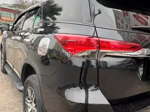 Toyota Fortuner 2.4G 4x2 AT  2020 - Toyota Fortuner 2.4AT máy dầu sx 2020. Xe tư nhân chính chủ đi ít nội ngoại thất đẹp