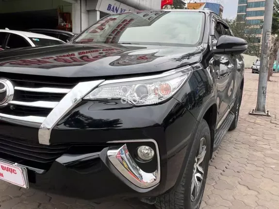Toyota Fortuner 2.4G 4x2 AT  2020 - Toyota Fortuner 2.4AT máy dầu sx 2020. Xe tư nhân chính chủ đi ít nội ngoại thất đẹp