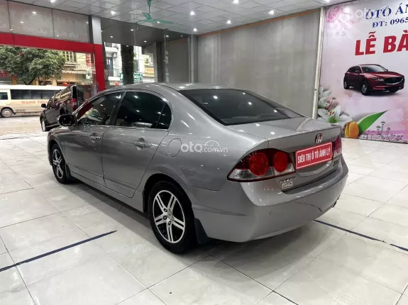 Honda Civic 2.0 AT 2007 - Sedan 5 chỗ số tự động, nổi tiếng lành bền