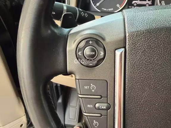 Land Rover Discovery HSE Lux 3.0 TDV6 Diesel 2015 - Land Rover Discovery HSE Lux 3.0 TDV6 Diesel 2015