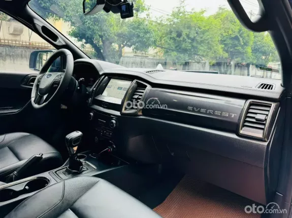 Ford Everest Titanium 2.0 AT 4x2 2018 - FORD EVEREST 12/2018 TITANIUM 2.0Turbo_XE ĐI RẤT KỸ