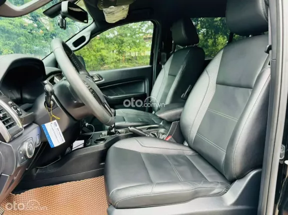 Ford Everest Titanium 2.0 AT 4x2 2018 - FORD EVEREST 12/2018 TITANIUM 2.0Turbo_XE ĐI RẤT KỸ