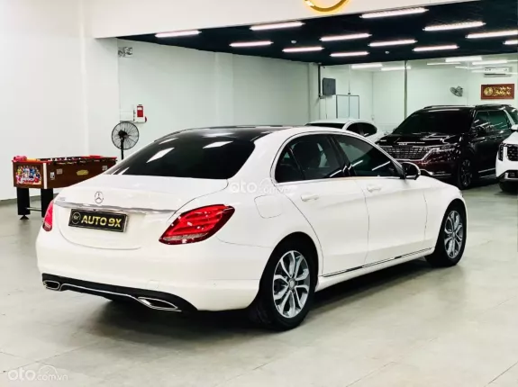 Mercedes-Benz C200 2015 - Bảo hành 6 tháng