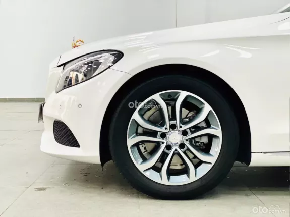 Mercedes-Benz C200 2015 - Bảo hành 6 tháng