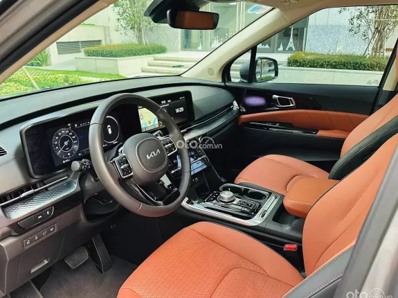 Kia Carnival 2023 - Bảo dưỡng full lịch sử hãng