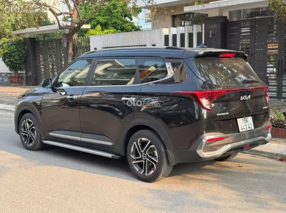 Kia Carens 1.5D Signature 2022 - 685 triệu