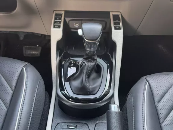 Kia Carens 1.5D Signature 2022 - 685 triệu